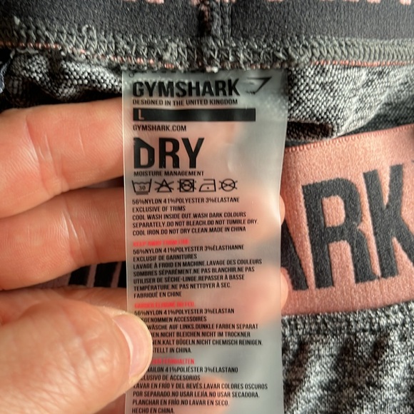 Gymshark.    Never worn, only tried on. - Picture 3 of 4